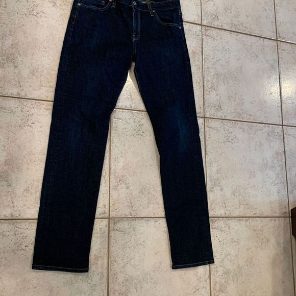 2 pairs AG denim jeans - Picture 7 of 16
